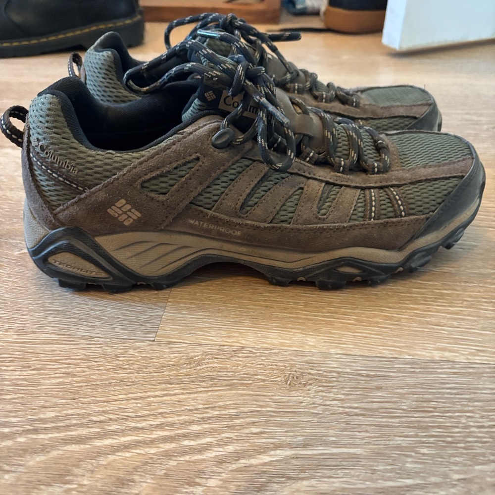 Colombia hiking shoes